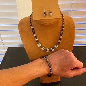 Necklace, earrings, bracelet set